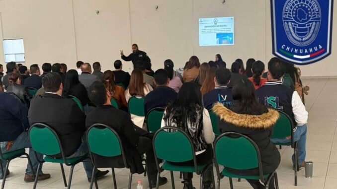 Presenta GOECHI modelo de intervención a autoridades educativas de Parral