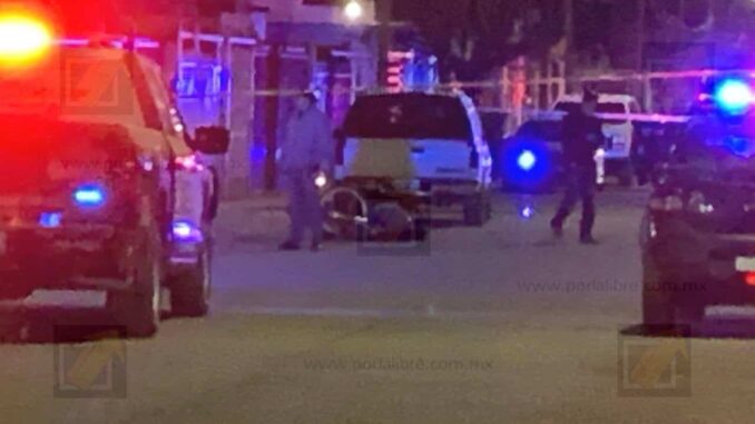 Ejecutan a hombre cuando circulaba en bicicleta en la colonia Camino Real