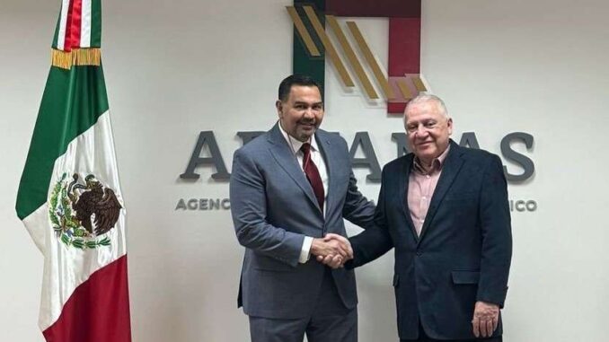 Se reúne Cruz con el director general de Aduanas en México