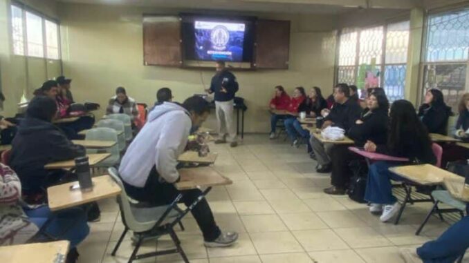 Continúa GOECHI jornadas de concientización en escuelas de Parral