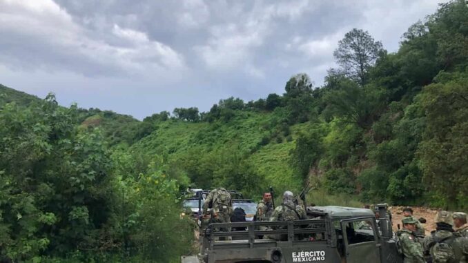 Enfrentamiento de militares y sicarios en Guadalupe y Calvo deja un muerto