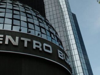 Bolsa Mexicana de Valores cae 1.2% en su apertura arrastrada por los aranceles de Trump