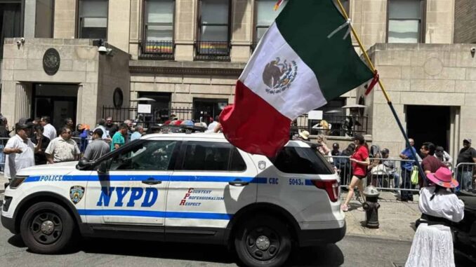 Sheinbaum pide a paisanos que envíen cartas al Gobierno de EE.UU. y a congresistas para reclamar por aranceles