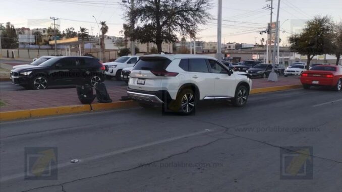 Colisión en Periférico de la Juventud deja daños materiales