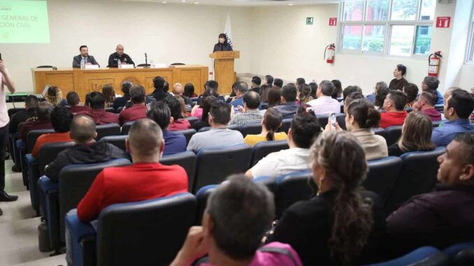 Capacitan a universitarios en respuesta ante emergencias