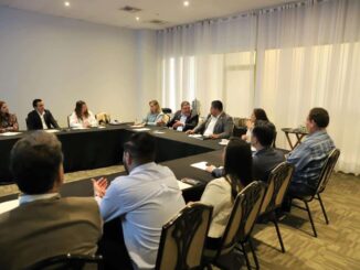 Se reúne Fiscal General con empresarios de la radio y la televisión en Chihuahua