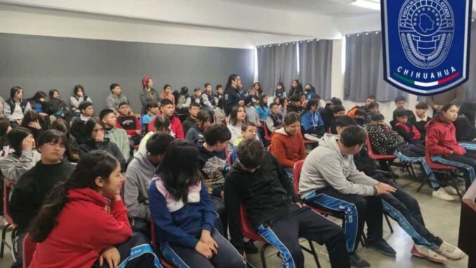 Imparte GOECHI charlas de concientización en Secundaria José María Luis Mora