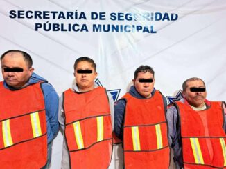 Detienen a 4 robando en una constructora en Parajes de San José