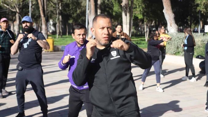 Invita ICHD a participar en la mega clase de box y activación física