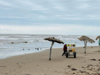 Joven rescata a su amigo en playa de Tamaulipas pero no logra salir; hallan su cuerpo tras horas de búsqueda