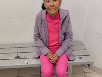 Buscan a familiares de mujer extraviada en la Felipe Ángeles