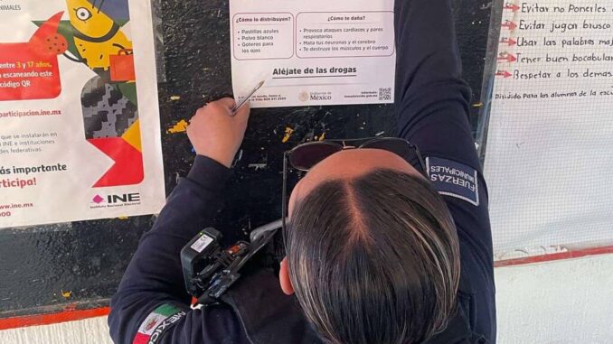 Informan en escuelas y maquilas sobre peligros del fentanilo