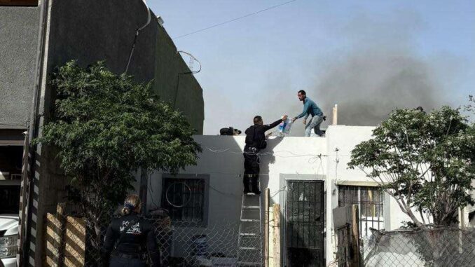 Se incendia casa en Portal del Roble