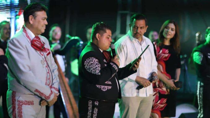 Finaliza la fiesta del Mariachi