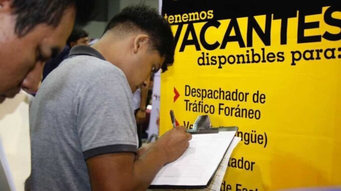 México realizará 400 ferias de empleo con 100 mil vacantes