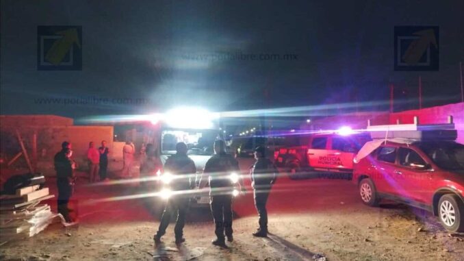 Pelea en el tráfico deja a conductor con múltiples lesiones tras caer de camioneta