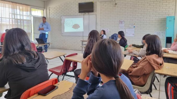 Realiza Policía Municipal semana de la prevención en secundaria 3059