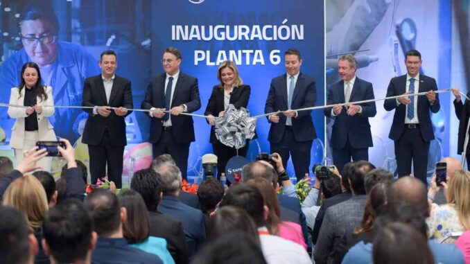 Chihuahua consolida su liderazgo en la industria aeroespacial: Maru Campos