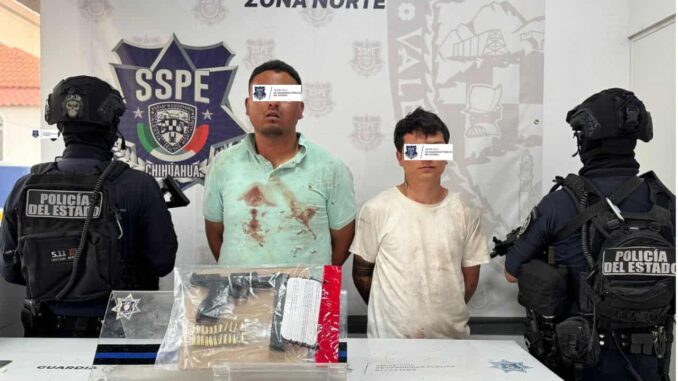 Detienen a dos hombres por secuestro y portación de arma en Juárez