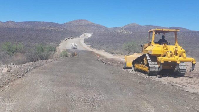 Mejora la conectividad de más de 297 mil personas