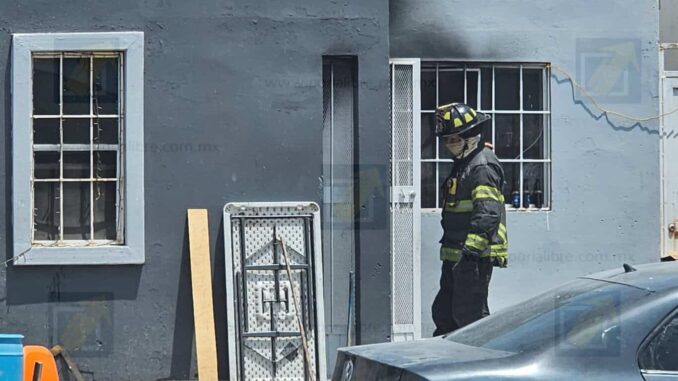 Incendio consume dos habitaciones en casa de la colonia Los Nogales II