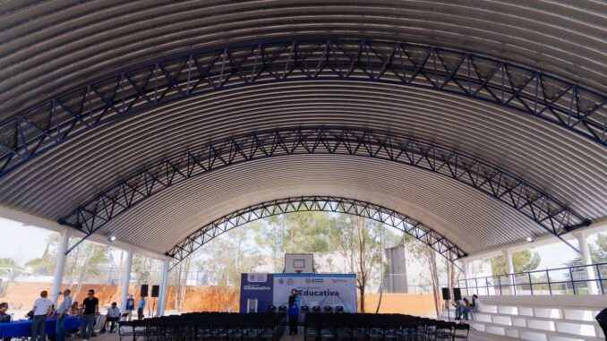 Inaugura alcalde Marco Bonilla domo en escuela primaria Veteranos de la Revolución