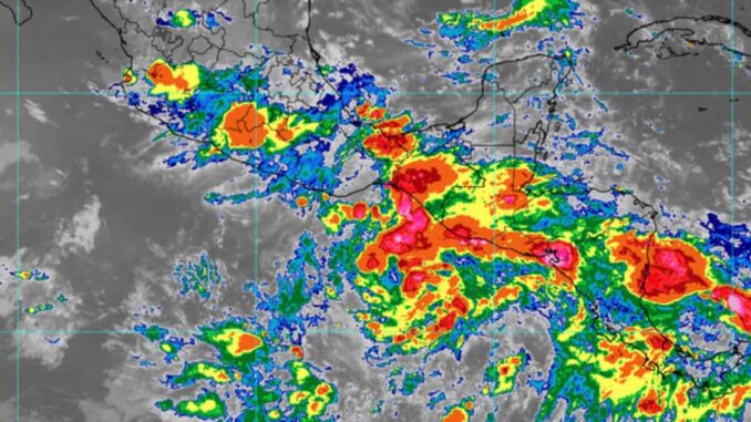 Autoridades alistan costas del Pacífico ante evolución del potencial huracán «Erick»