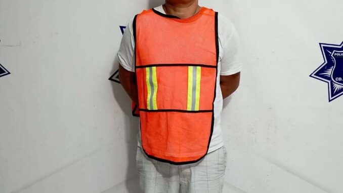 Lo arrestan por violencia familiar y le aseguran revolver .357