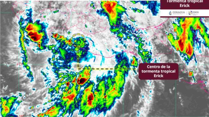 Erick se degrada a tormenta tropical en Guerrero