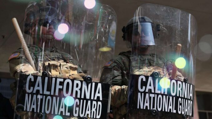 Hollywood alza la voz contra las redadas de Trump