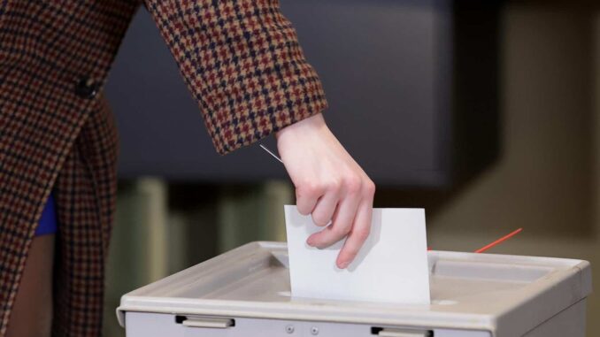 La desinformación fue la mayor amenaza durante el superciclo electoral de 2024