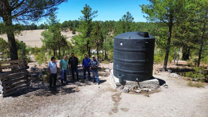 Lleva JCAS filtros y agua potable a la Sierra Tarahumara