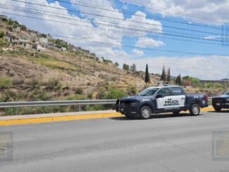 Hallan cuerpo maniatado y envuelto en una lona a metros de la cortina de la presa Chuvíscar