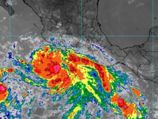 Autoridades revisan avance de «Bárbara» y prevén que crezca a huracán el lunes