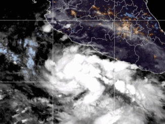 Surge la tormenta tropical Bárbara en costas de Guerrero; podría evolucionar a huracán