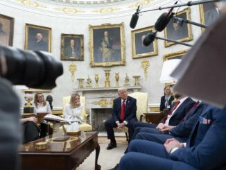 Tribunal afirma que la Casa Blanca puede negar acceso a la agencia AP