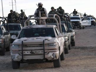 Agentes capturan a dos delincuentes y otros dos mueren en Sinaloa