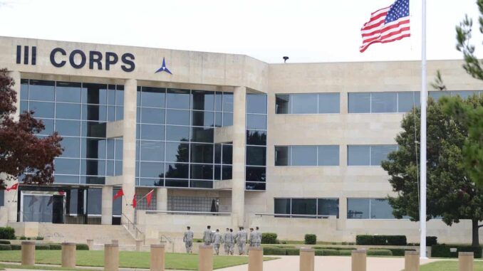 Absuelta la primera migrante juzgada por allanar la zona militar fronteriza de Texas