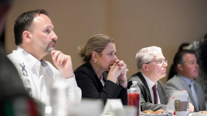 Maru Campos analiza con cónsul de EU en Juárez estrategias para fortalecer la seguridad fronteriza