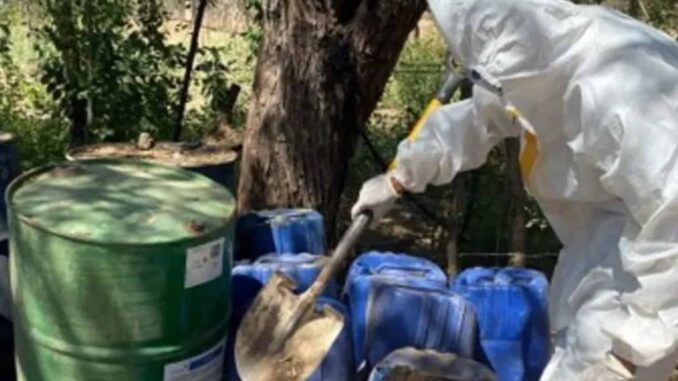 Inhabilitan 4 áreas de concentración de material para elaborar metanfetamina en Sinaloa