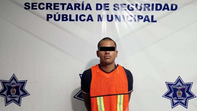 Detienen a hombre armado en Paseo de las Torres