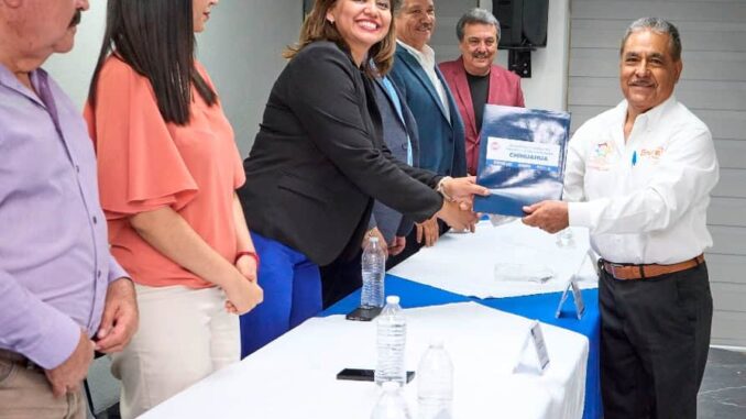 Entrega Estado bono por Día del Maestro a más de 9 mil 400 jubilados y pensionados federalizados