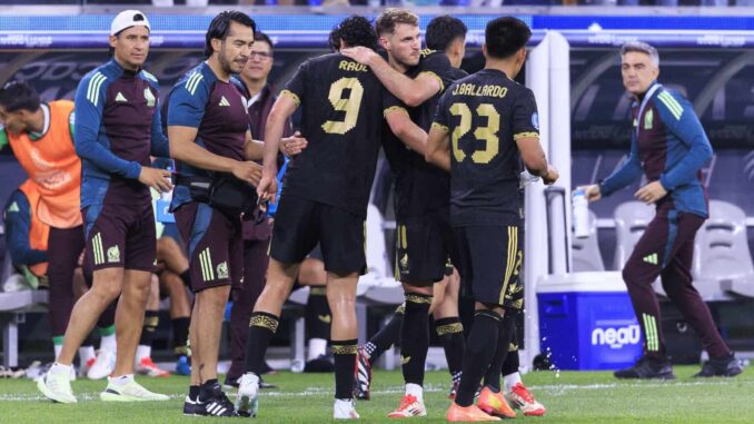 La Selección Mexicana regresa a los entrenamientos con varias de sus principales figuras