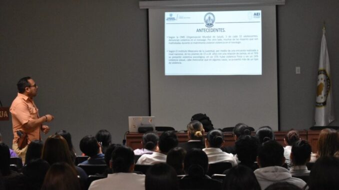 Visitan alumnos del POLITEF instalaciones de la Fiscalía Norte