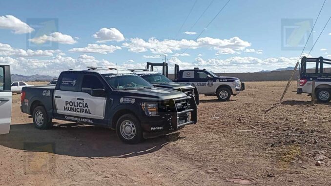 Hallan cuerpo con signos de violencia dentro de camioneta en Majalca