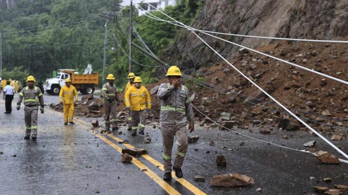 «Flossie» se degradó a ciclón post-tropical tras su paso por el Pacífico