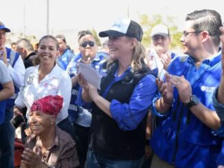 Maru Campos respalda a juarenses; coordina entrega de apoyos a damnificados por lluvias