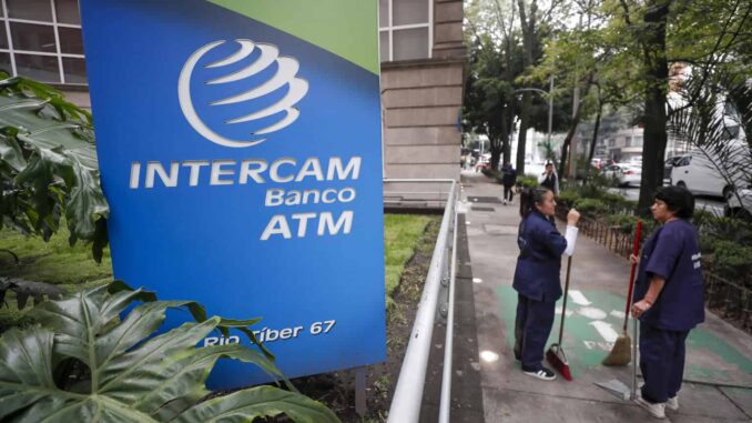 Tres claves sobre los bancos mexicanos y la casa de bolsa vetados por EE.UU.