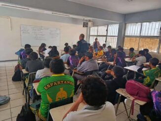 Imparten plática para prevenir violencia y delitos en secundaria
