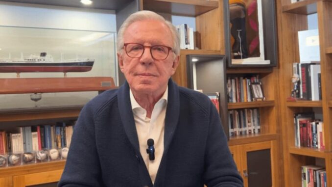 Trump también bombardea a México